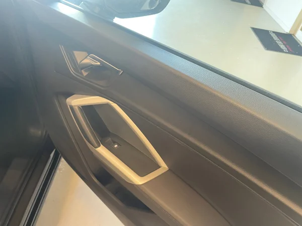 AUDI Q3 (2022) — foto 7 van 19