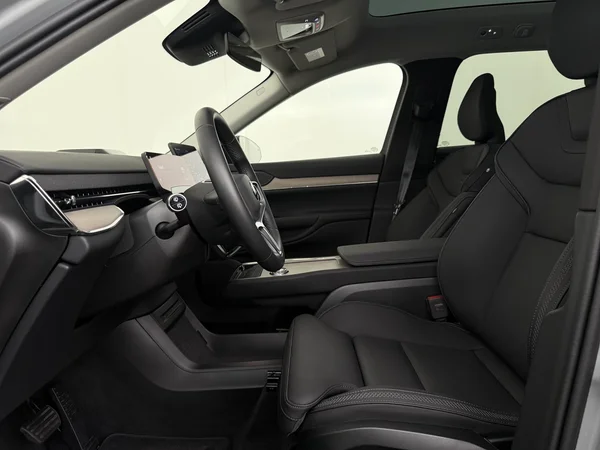 VOLVO EX90 (2025) — foto 2 van 32