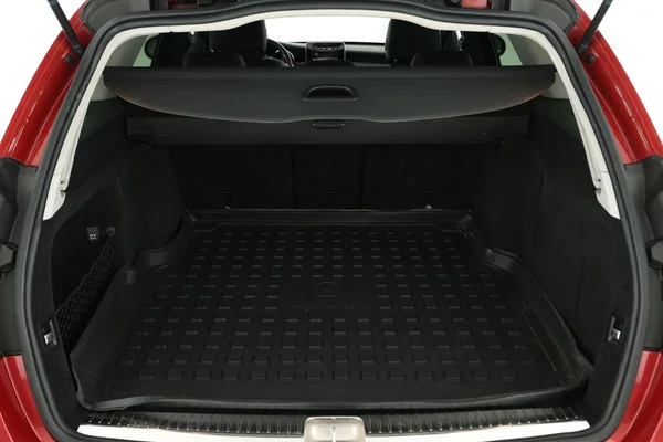 Mercedes-Benz C-Klasse (2018) — foto 8 van 16