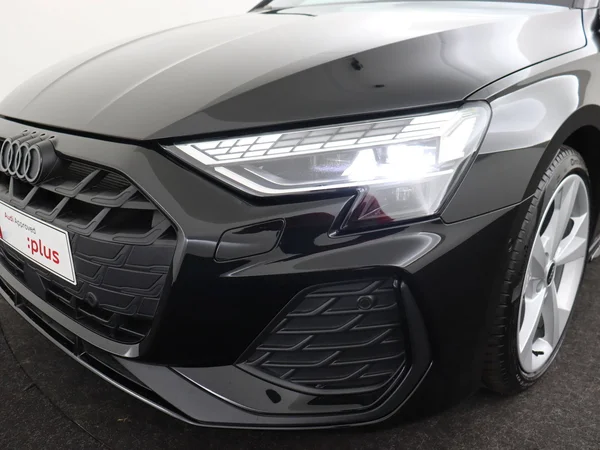 AUDI A3 Sportback (2025) — foto 8 van 18
