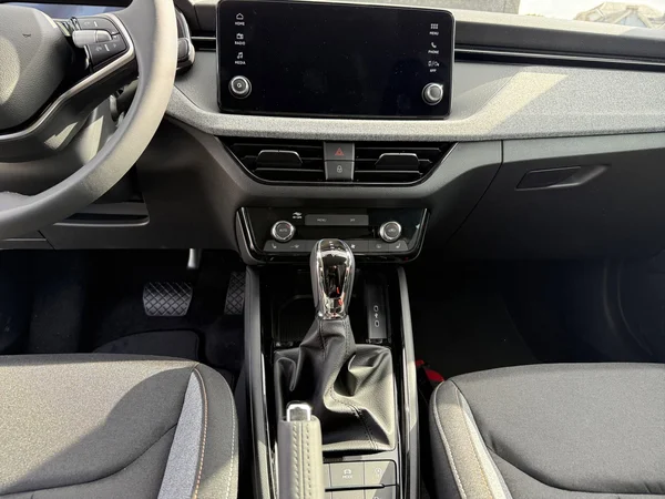SKODA Scala (2025) — foto 4 van 18