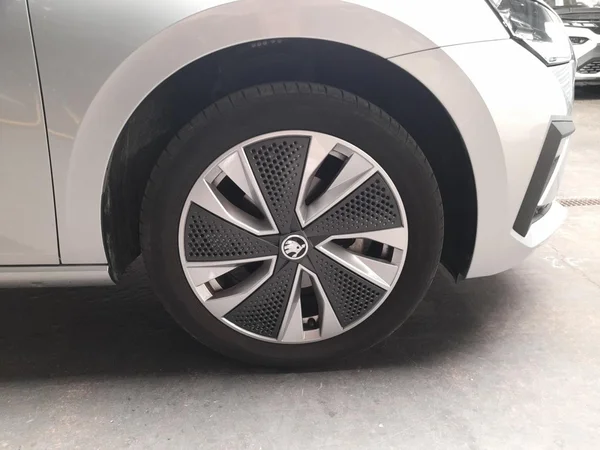 SKODA Scala (2025) — foto 21 van 24