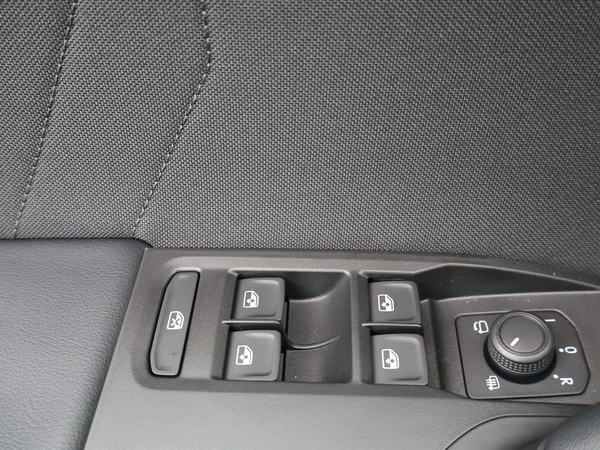 CUPRA Formentor e-Hybrid (PHEV) (2025) — foto 14 van 23