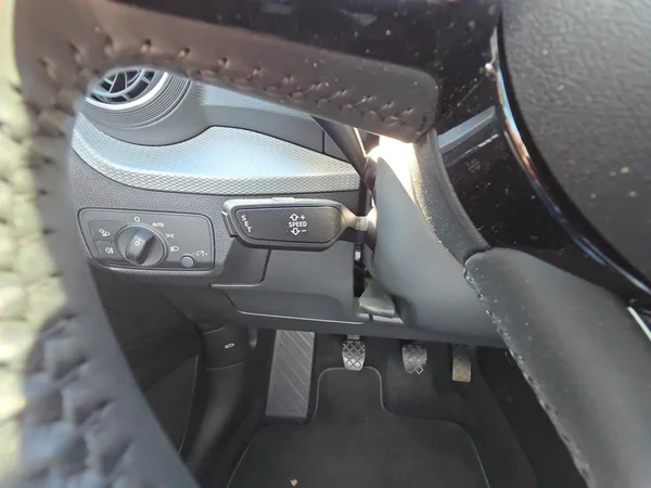 AUDI Q2 (2020) — foto 2 van 19