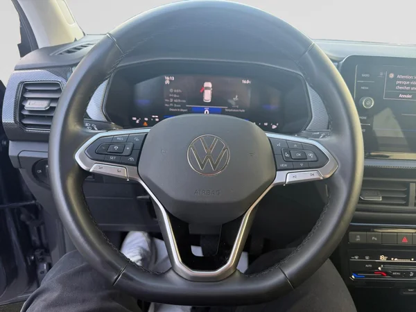 VOLKSWAGEN T-Cross (2025) — foto 9 van 20