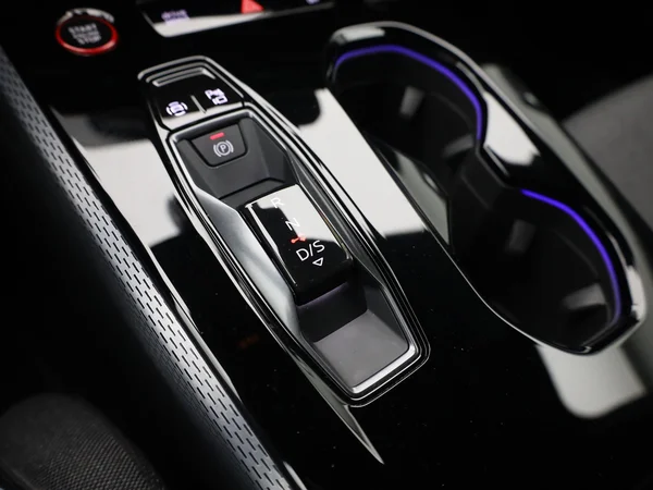 AUDI A5 Avant (2025) — foto 9 van 33