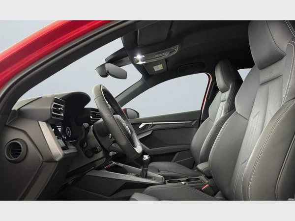 Audi A3 Sportback (2025) — foto 15 van 15