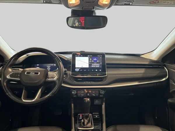 Jeep Compass (2023) — foto 2 van 16