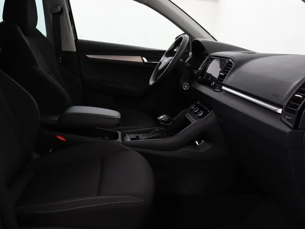 SKODA Karoq (2025) — foto 12 van 18