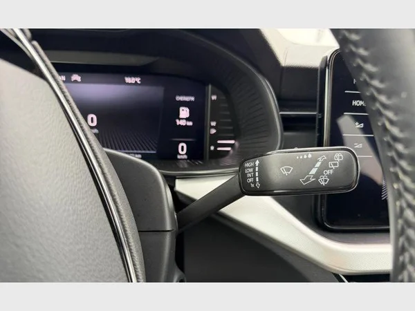 Skoda Kamiq (2022) — foto 18 van 29