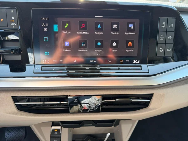 VOLKSWAGEN California T7 Dsl (2026) — foto 11 van 22
