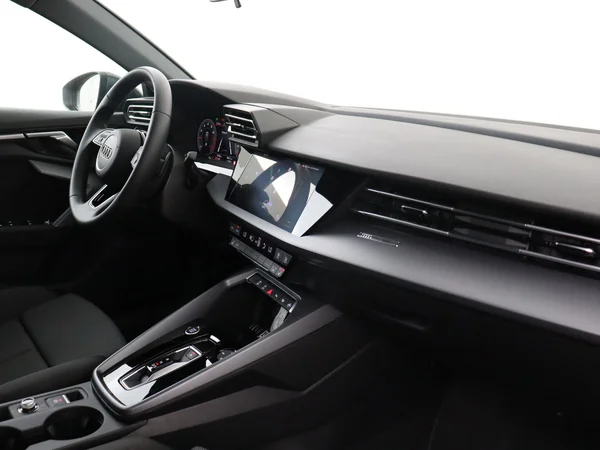 AUDI A3 Sportback (2025) — foto 12 van 18