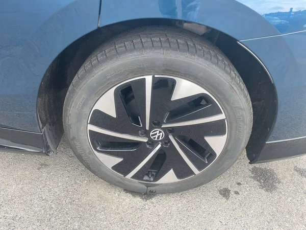 VOLKSWAGEN ID.7 (2025) — foto 11 van 21