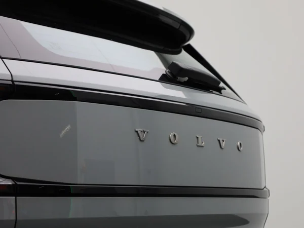 Volvo EX30 (2024) — foto 31 van 40