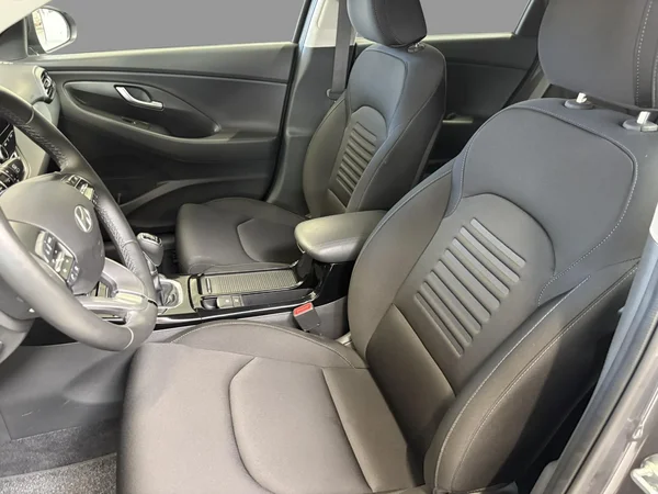 Hyundai i30 (2025) — foto 6 van 20