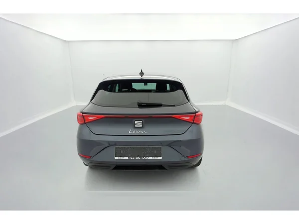 SEAT Leon (2022) — foto 4 van 36