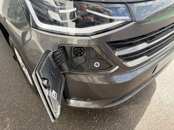 VOLKSWAGEN E-Transporter T7 32 Caravelle Swb (2026) — foto 10 van 24