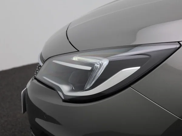 Opel Astra (2021) — foto 4 van 29