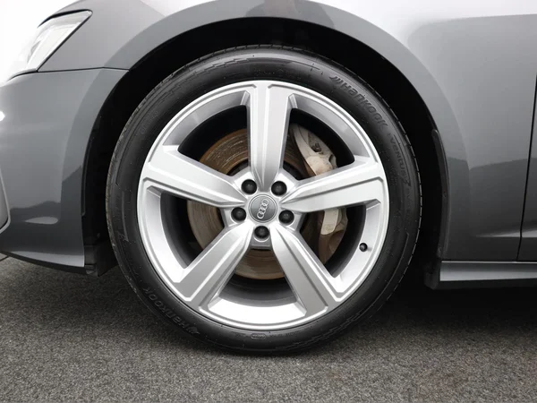 AUDI A6 SW PHEV (2022) — foto 4 van 25