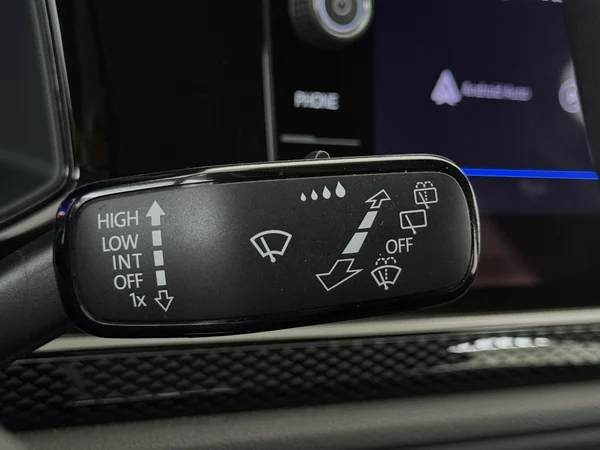 VOLKSWAGEN Polo (2022) — foto 16 van 27