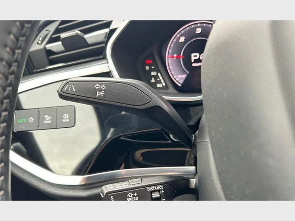Audi Q3 Sportback (2020) — foto 16 van 29