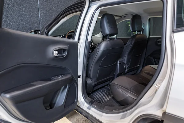 Jeep Compass (2022) — foto 4 van 31