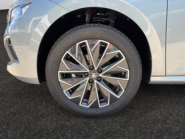 SKODA Kamiq (2026) — foto 11 van 20