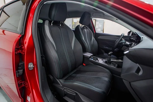 Peugeot 308 (2024) — foto 6 van 53
