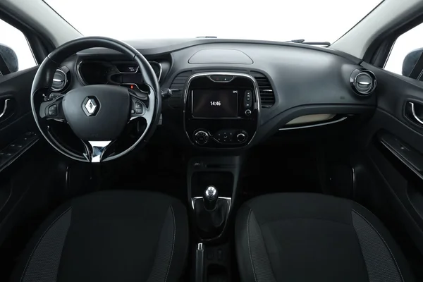 Renault Captur (2015) — foto 3 van 16