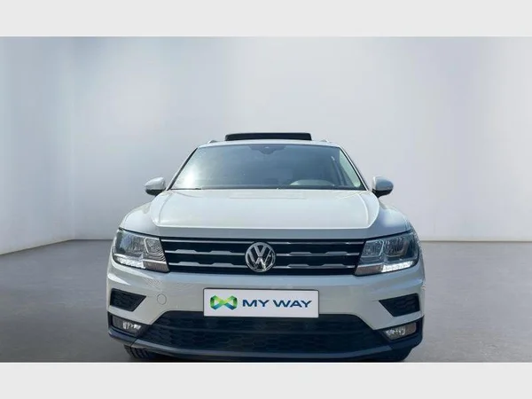 Volkswagen Tiguan Allspace (2021) — foto 12 van 21