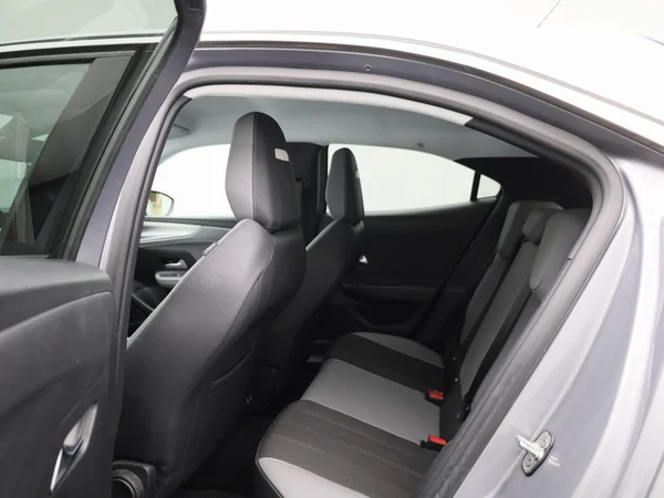 Opel Mokka (2023) — foto 4 van 38