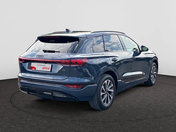 AUDI Q6 e-tron (2025) — foto 9 van 24