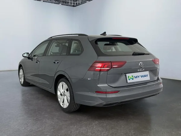 VOLKSWAGEN Golf VIII SW (2024) — foto 22 van 24