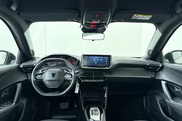 Peugeot 2008 (2025) — foto 16 van 16
