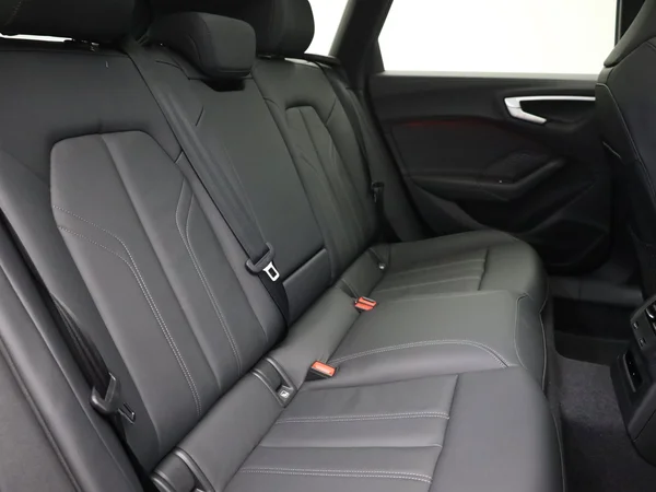 AUDI A5 Avant e-hybrid (PHEV) (2025) — foto 28 van 29