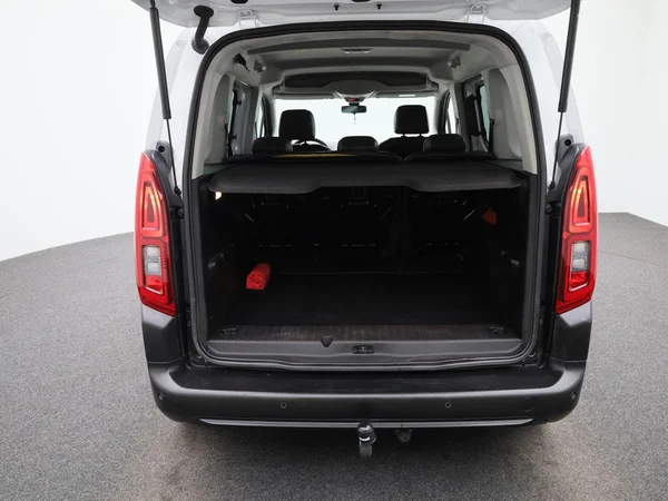 Opel Combo Life (2022) — foto 8 van 34