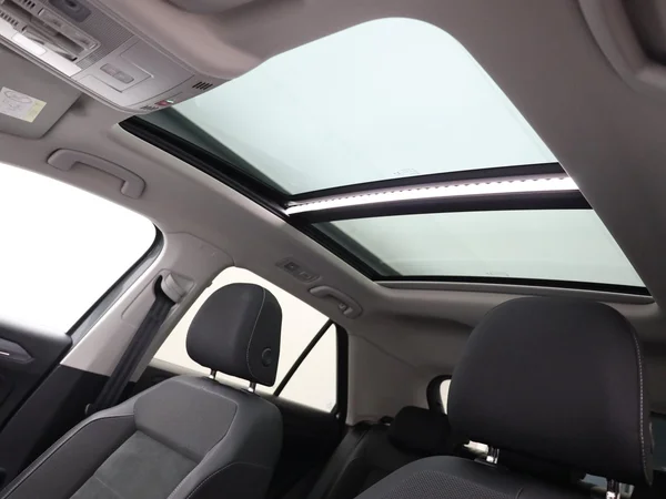 VOLKSWAGEN T-Roc (2022) — foto 15 van 22