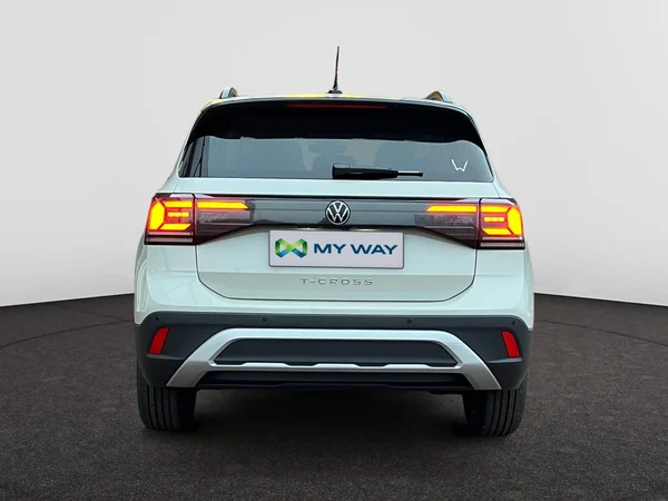 VOLKSWAGEN T-Cross (2024) — foto 10 van 14