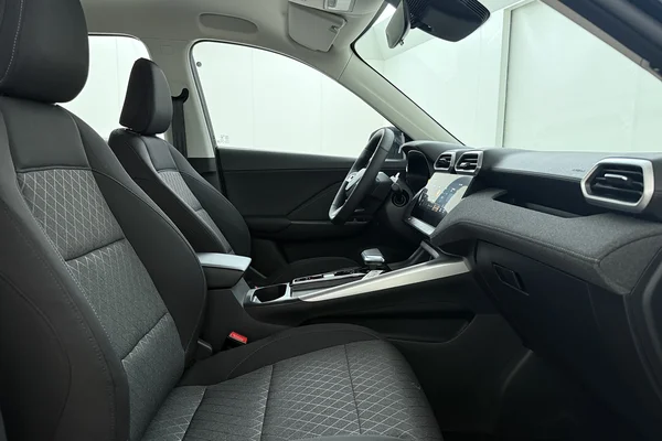MG ZS Hybrid+ (HEV) (2026) — foto 14 van 16