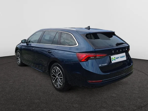 SKODA Octavia Combi (2021) — foto 18 van 24
