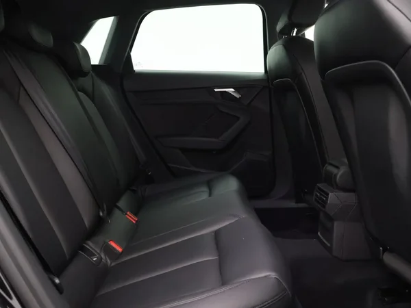 Audi A3 (2022) — foto 6 van 30