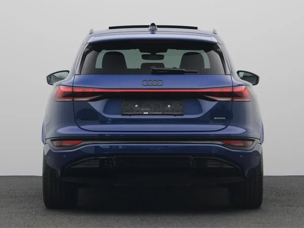 AUDI Q6 e-tron (2025) — foto 22 van 25