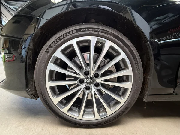 AUDI A6 e-hybrid (PHEV) (2025) — foto 23 van 24