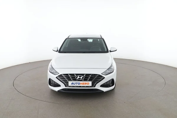 Hyundai i30 (2023) — foto 15 van 16