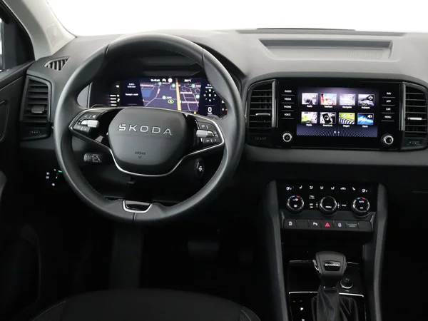 SKODA Karoq (2025) — foto 16 van 18