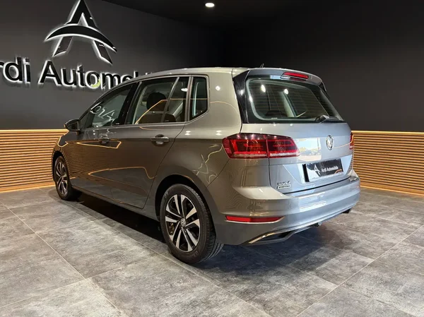 Volkswagen Golf (2020) — foto 25 van 28