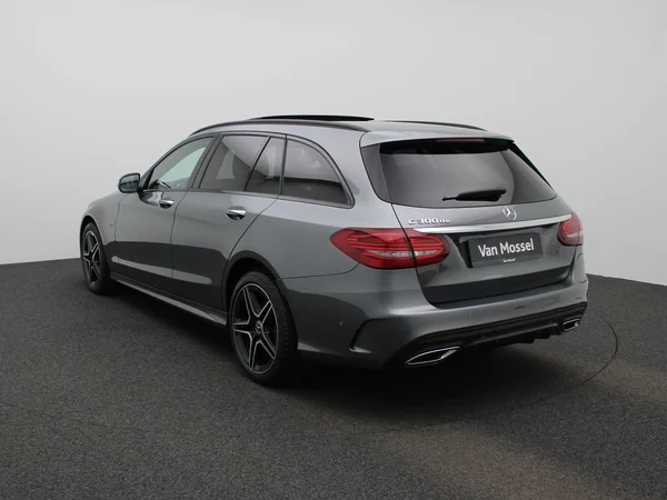 Mercedes-Benz C-Klasse (2021) — foto 12 van 41