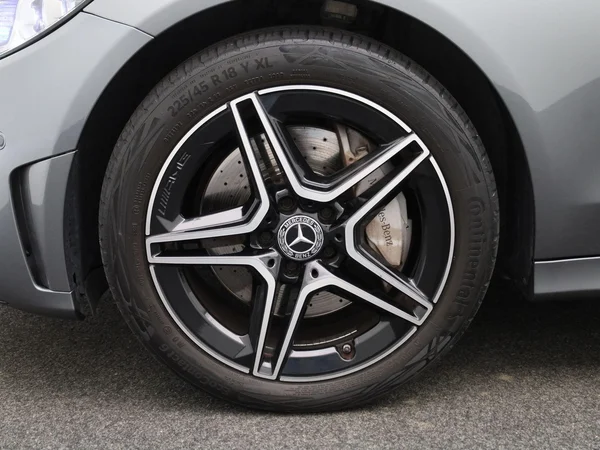 Mercedes-Benz C-Klasse (2021) — foto 7 van 41