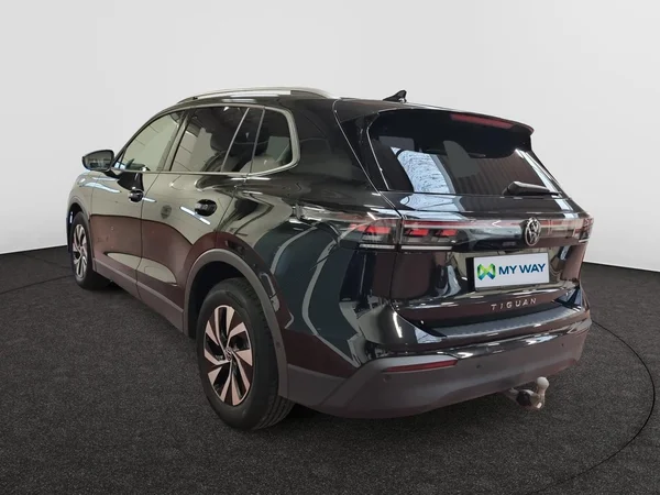 VOLKSWAGEN Tiguan (2025) — foto 17 van 23