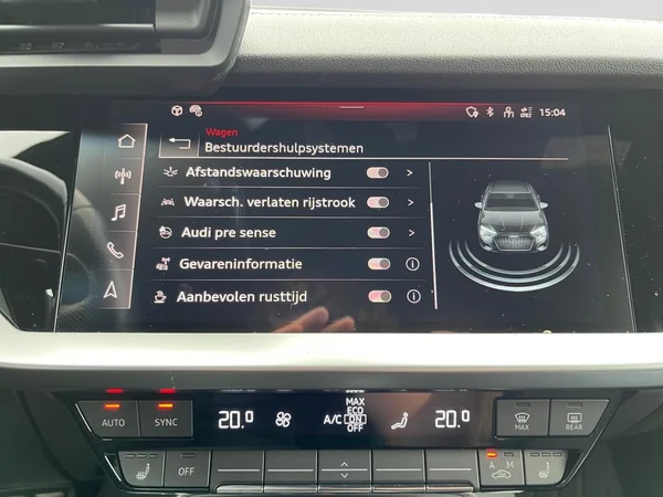 AUDI A3 Sedan (2022) — foto 2 van 21